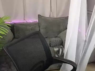 Chaturbate Adult Webcams of kira_bliss_