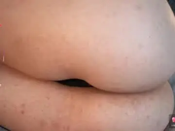 Chaturbate Live Sex Cam of cassie_bloom