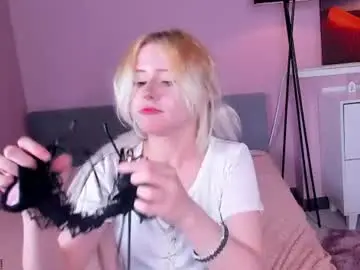 Chaturbate Sex Cam of kiki_peach