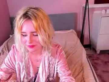 Chaturbate Free Porn Cam of kiki_peach