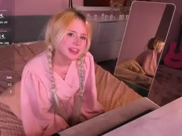 Chaturbate Adult Webcam of kiki_peach