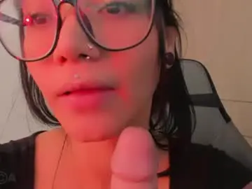 Chaturbate Best live sex cam show of alice_rausing