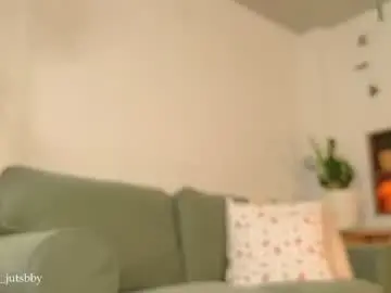 Chaturbate Live Sex Cam of tommyfoxboy