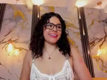 Chaturbate Watch Live Sex Cams of emmy_thompso