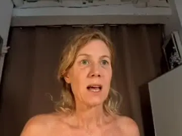 Chaturbate Live Sex of lola_belgium