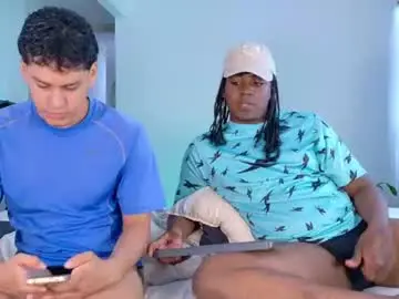 Chaturbate Live Sex Cam of nicoymark1