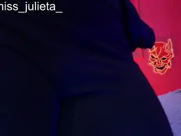 Chaturbate Live Sex of julieta_russell