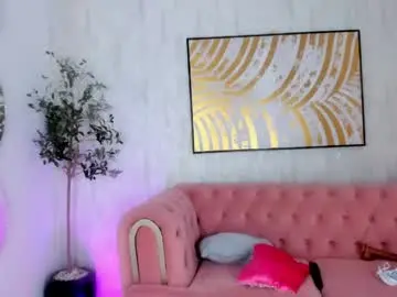 Chaturbate Free Live Porn of krissi_latore
