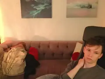 Chaturbate Live Sex Cam of meverik_oushen