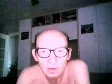 Chaturbate Free Porn Cam of serrano49