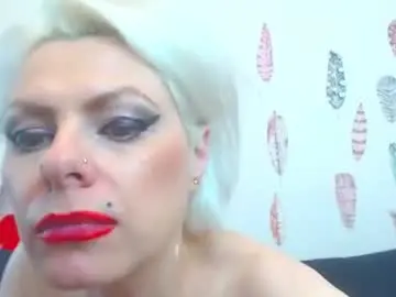 Chaturbate Live Porn of pure_seduce_wow