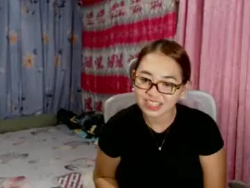 Chaturbate Live Porn of pinay_singlemomxs