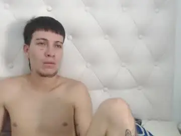 Chaturbate Adult Video Chat of thomas_and_dafnne
