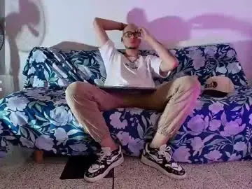 Chaturbate Live Sex Cam of vlad__night