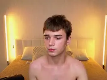 Chaturbate Adult Webcams of simonboy592