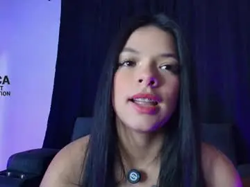 Chaturbate Live Porn of yungelitamor_