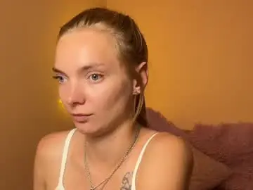 Chaturbate Free Porn Cam of shinelikea_diamond