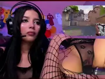 Chaturbate Nude Webcam of sweetie_cloe