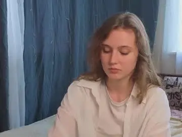 Chaturbate Live Sex Cam of marquitamergel