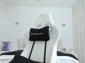 Chaturbate Sex Cam of christine0990__