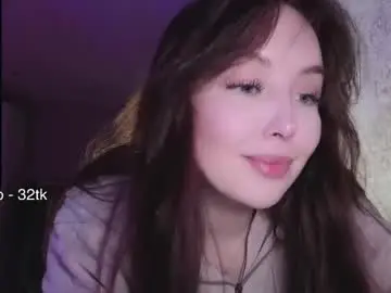 Chaturbate Free Porn Cam of elusive_mia