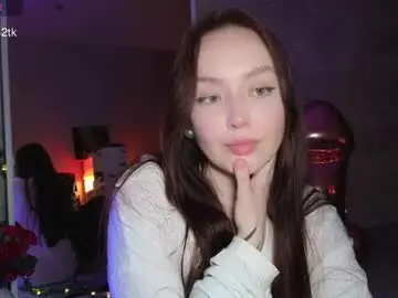 Chaturbate Free Porn Cam of elusive_mia
