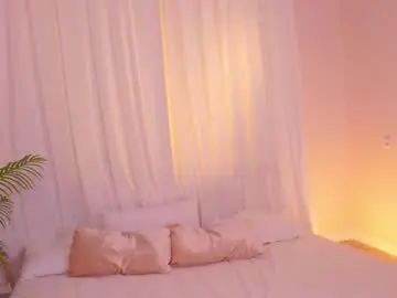 Chaturbate Adult Webcams of chiaraamore