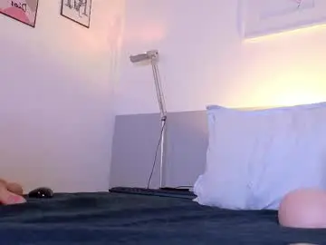 Chaturbate Nude Webcam of cutepetitee