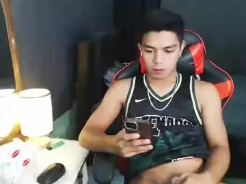 Chaturbate Live Porn of paul968323