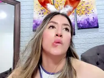 Chaturbate Live Sex Cam of _sofia_cruz