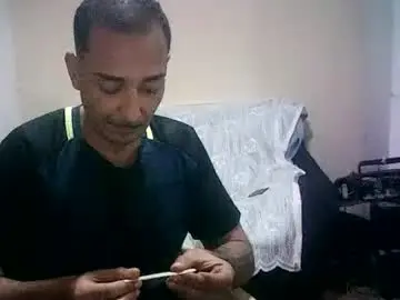 Chaturbate Adult Video Chat of latinounder