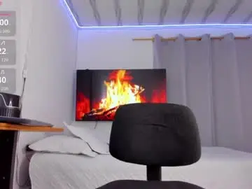 Chaturbate Best live sex cam show of benji_andrew