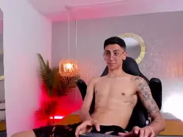 Chaturbate Free Porn Cam of gio_carangi