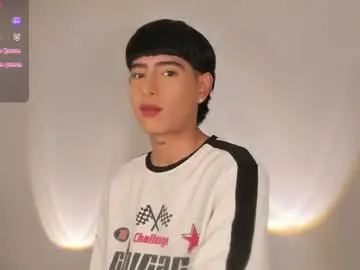 Chaturbate Free Live Porn of liam_055
