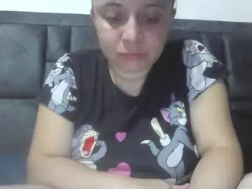 Chaturbate Live Porn of isabellaa_hills_