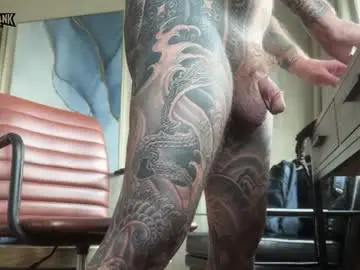 Chaturbate Sex Cam of tankguyusa