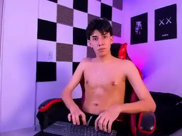 Chaturbate Live Porn of alan_boy01