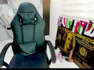 Chaturbate Sex Cam of queen_findom1