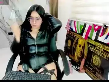 Chaturbate Live Porn of queen_findom1