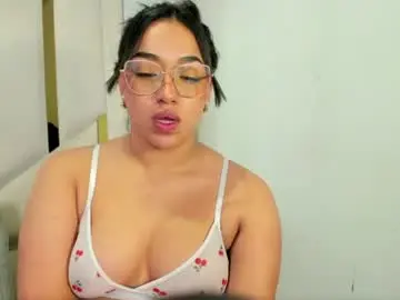 Chaturbate Sex Cam of isabellrodriguez18