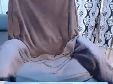 Chaturbate Live Porn of nicky_38hhugetits
