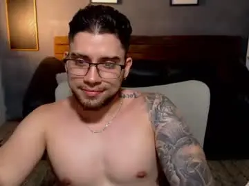 Chaturbate Adult Webcam of mike_montoya