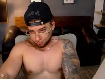 Chaturbate Adult Webcam of mike_montoya