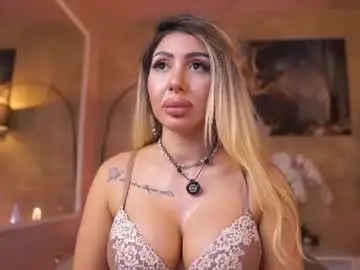 Chaturbate Sex Chat of lucyyrosse