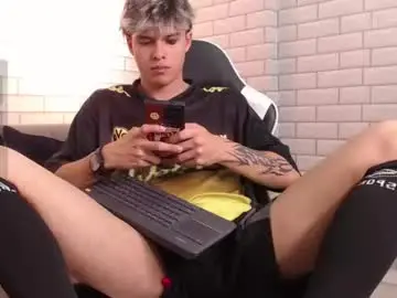 Chaturbate Live Porn of rio_miller