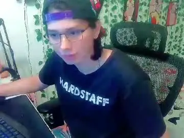Chaturbate Watch Live Sex Cams of andy_gray01