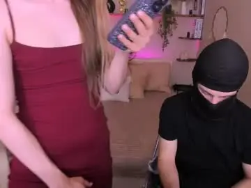 Chaturbate Live Sex Cam of roxy_kisss