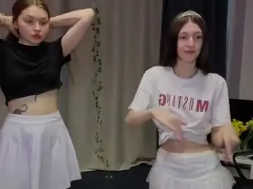 Chaturbate Best live sex cam show of arishasky