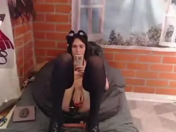Chaturbate Watch Live Sex Cams of foxy_pet2