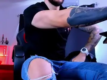 Chaturbate Best live sex cam show of mightyaaron